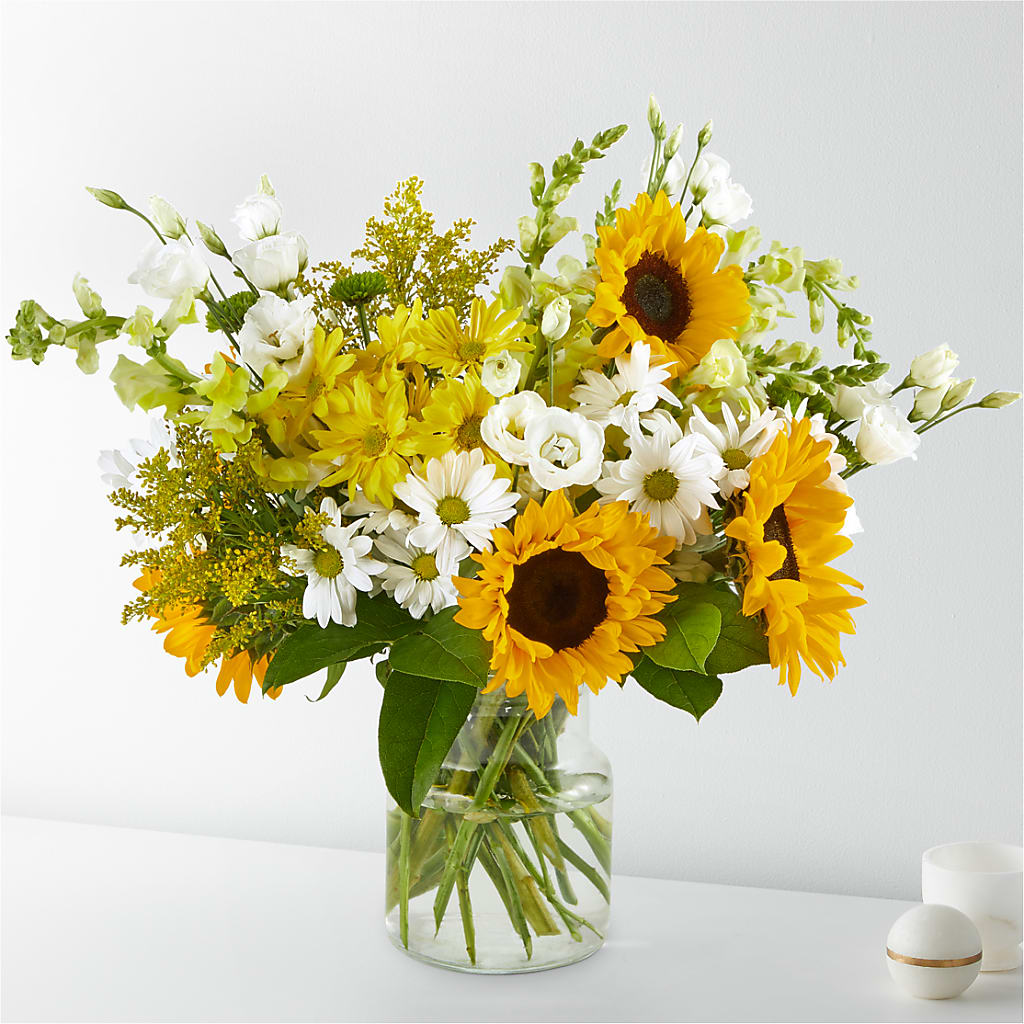 Hello Sunshine Bouquet – Infinity Floral, Osseo MN