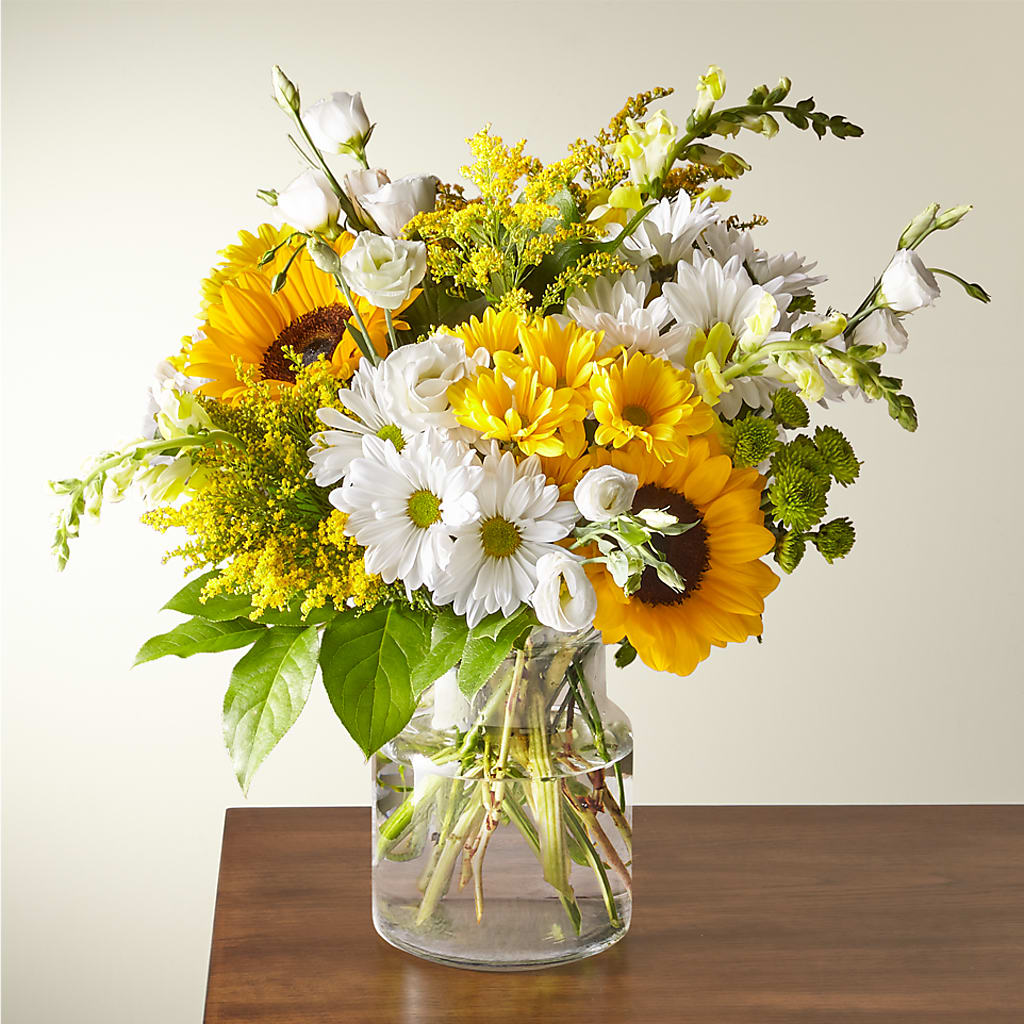 Hello Sunshine Bouquet – Infinity Floral, Osseo MN