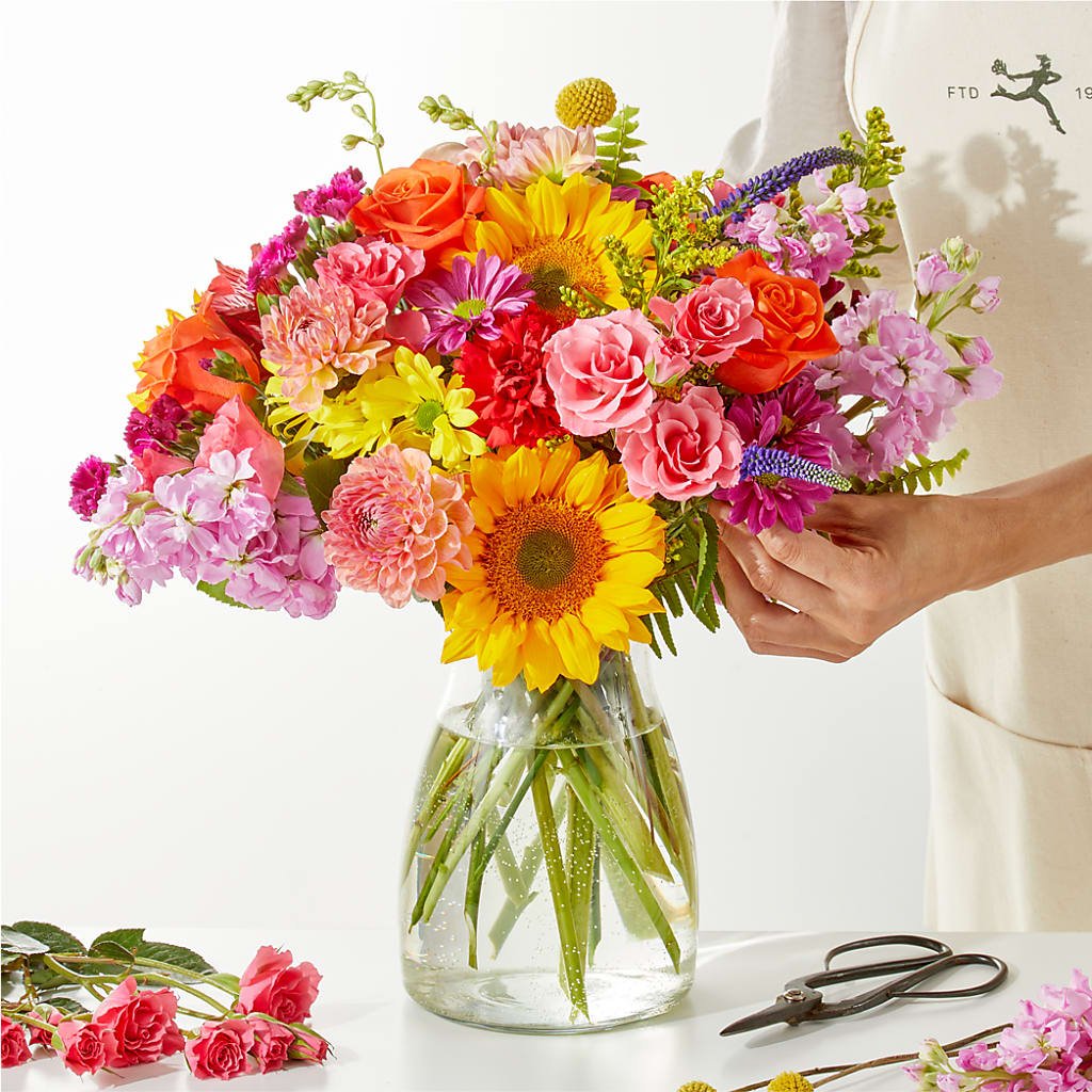 Cue the Confetti - A Florist Original – Infinity Floral, Osseo MN
