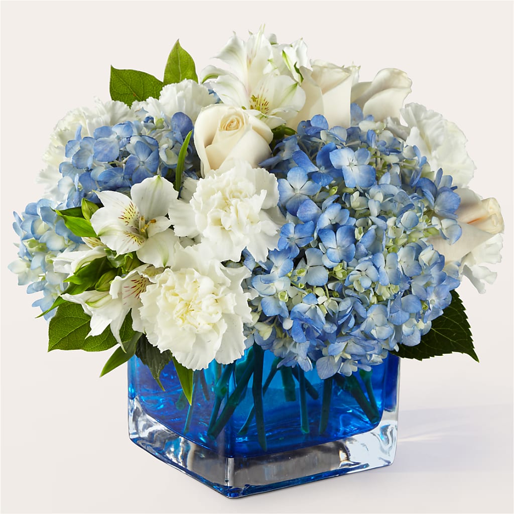 Soothing Waters Bouquet – Infinity Floral, Osseo MN