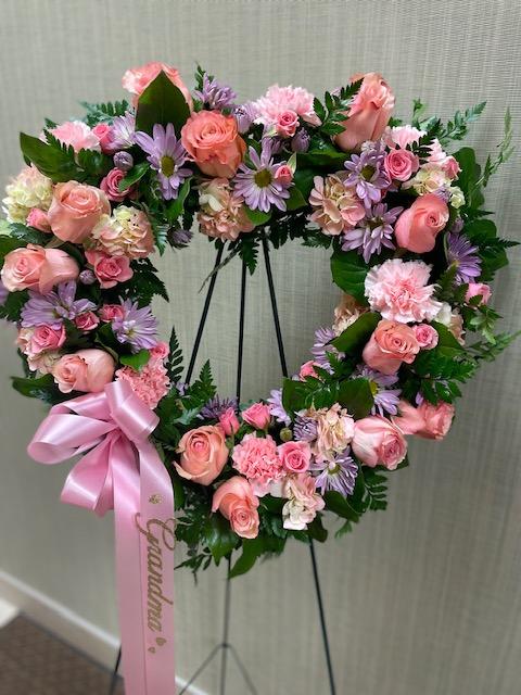 Rose Garden Heart – Infinity Floral, Osseo MN