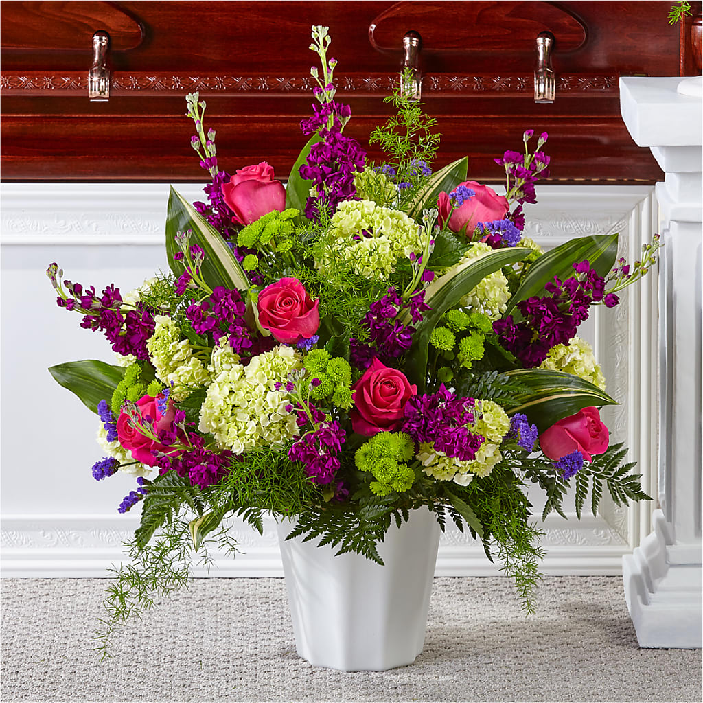 Beautiful Horizons Floor Basket – Infinity Floral, Osseo MN