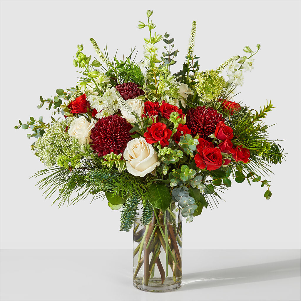 Favorite Traditions Bouquet – Infinity Floral, Osseo MN