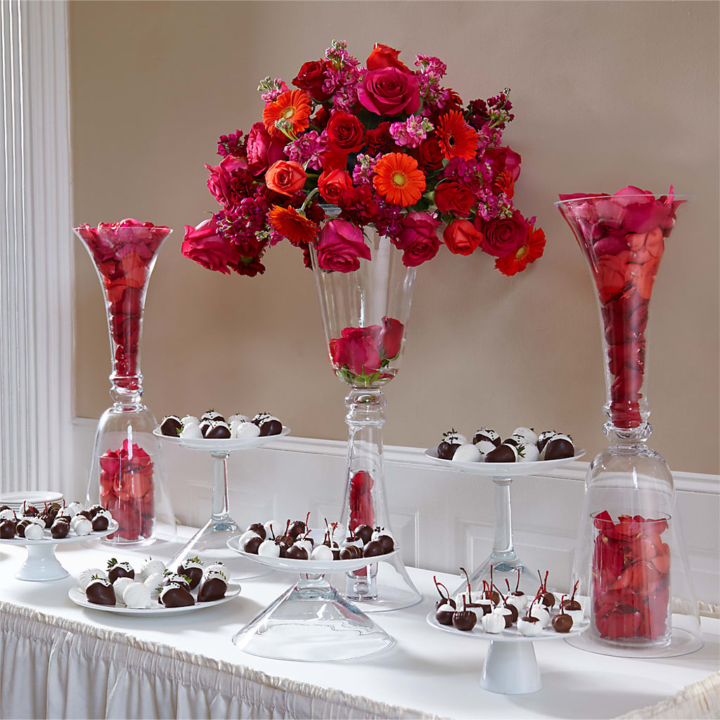 Life's Sweetness Centerpiece – Infinity Floral, Osseo MN
