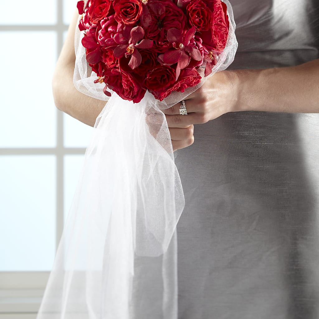 Desire Bouquet – Infinity Floral, Osseo MN