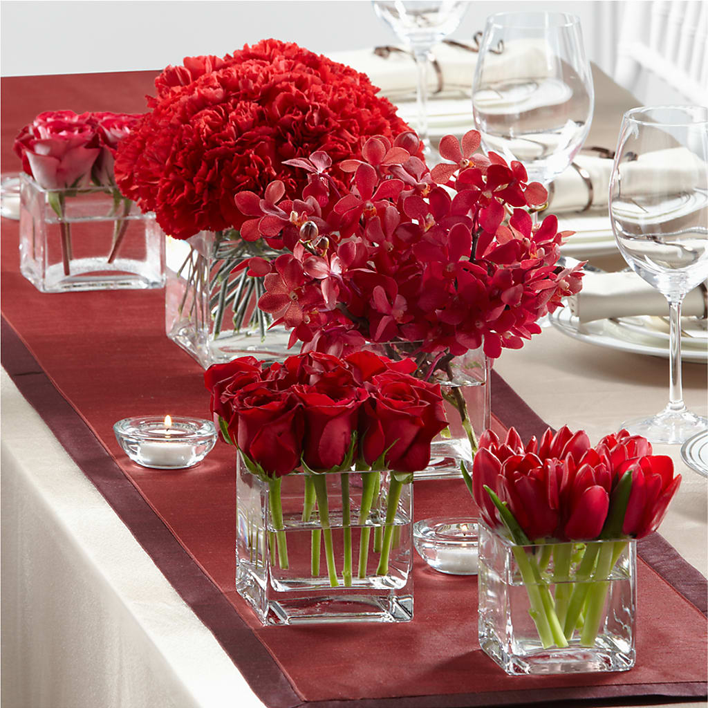 Modern Grace Centerpiece – Infinity Floral, Osseo MN