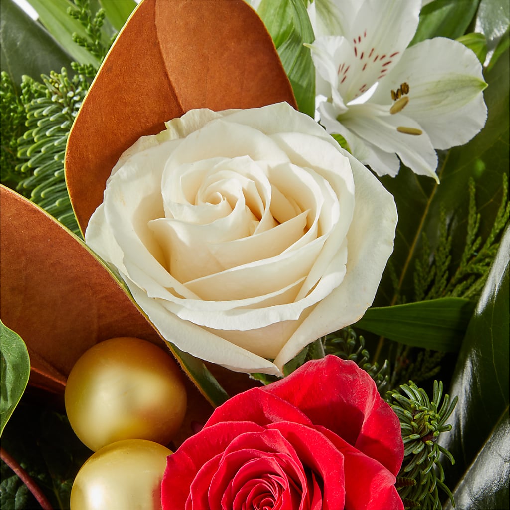 Joy & Jolly Bouquet –  Infinity Floral, Osseo MN