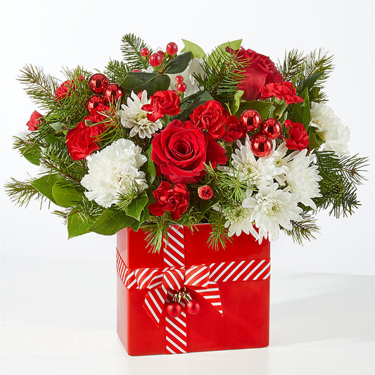Presents Under the Tree Bouquet –  Infinity Floral, Osseo MN