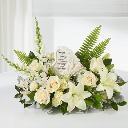 Holding You Close Arrangement –  Infinity Floral, Osseo MN