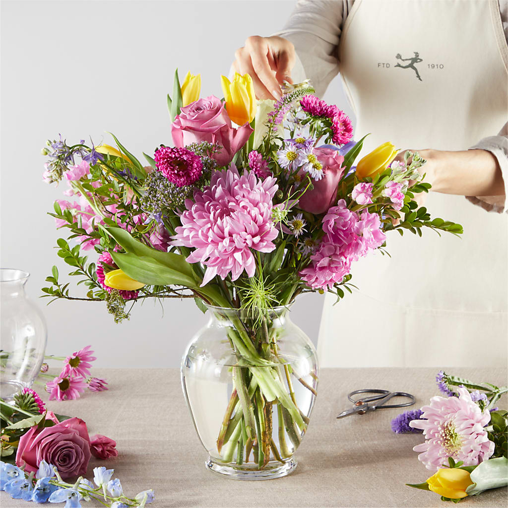 Pastel Tradition - A Florist Original –  Infinity Floral, Osseo MN