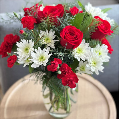 Seasonal Magic Bouquet –  Infinity Floral, Osseo MN