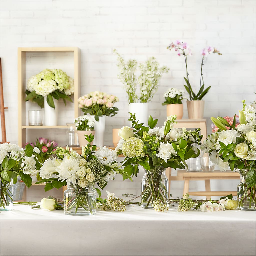 Classic Ivory – A Florist Original –  Infinity Floral, Osseo MN