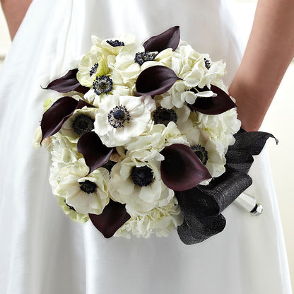 To Have and To Hold Bouquet –  Infinity Floral, Osseo MN